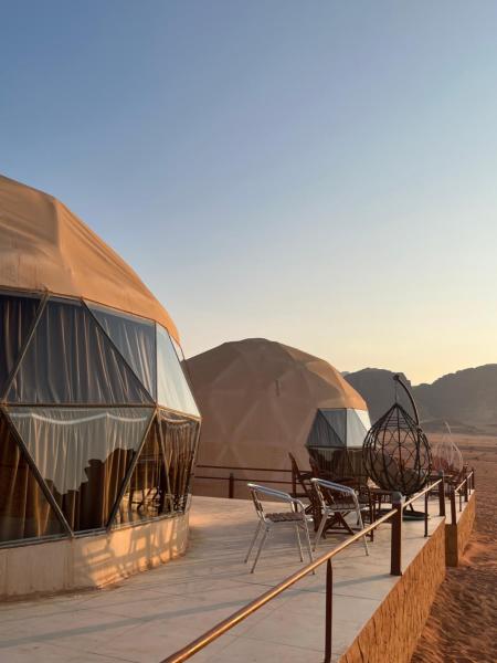 Imperial Rum Luxury Camp, Забронировать  Отели мухафаза Акабы с парковкой, Парковка