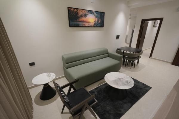 White Pearl Suites Mangalore 03, Забронировать  Отели штата Карнатаки с парковкой, Парковка