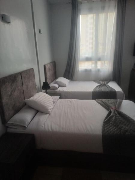 Capital Hotel in Downtown, Забронировать  Отели Каира с бассейном, рядом с Американский университет в Каире, Бассейн