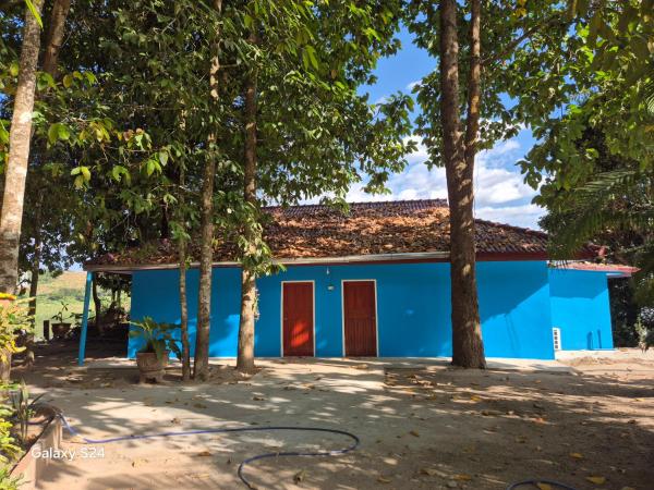 River Mekong guesthouse bungalows, Забронировать  Отели Тямпасак с парковкой, Парковка