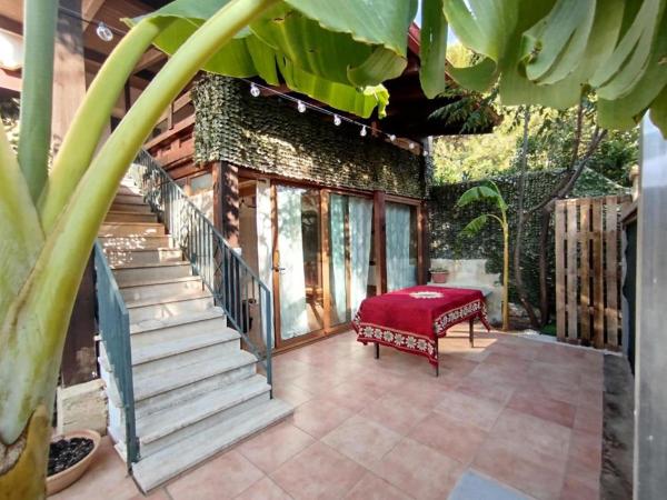 La canzone del sole, Забронировать  Torre Squillace Апулия