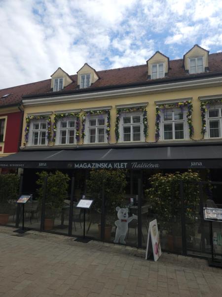 Regal Residence MK, Забронировать  Загреб Хорватия, рядом с Ribnjak Park