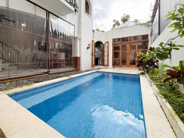 The Lavana Villa Bungas near Nusa Dua, Забронировать  Джимбаран Нуса-Дуа