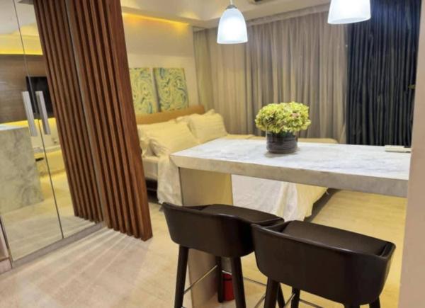 Family room at azure - near airport, Забронировать  Манила Столичный регион