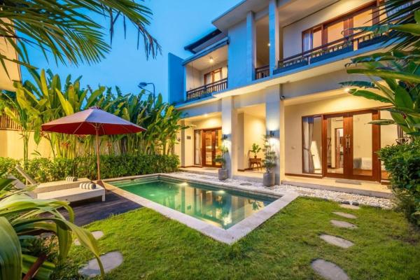 Private 4 Bedroom Villa in Kerobokan for Monthly Rent by Nami Bali, Забронировать  Отели Бадунг с бассейном, Бассейн