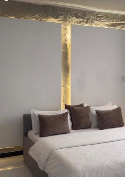 B&S luxury stays, Забронировать  Отели Кампала с бассейном, Бассейн