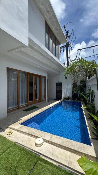 Julali Villa Ungasan, Забронировать  Отели провинции Бали с парковкой, Парковка