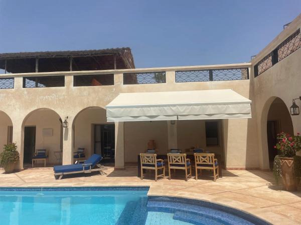 Spacious Villa in Essaouira with Private PoolA, Забронировать  Отели Марракеш-Тенсифт-Эль-Хауз с бассейном, Бассейн