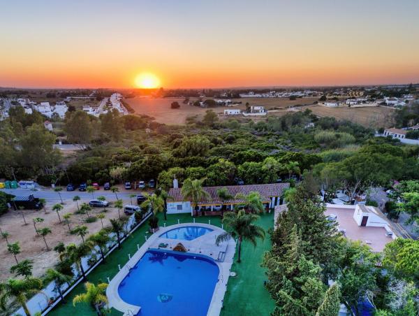 Bungalows - Conil Playa, Забронировать  Конил-де-ла-Фронтера Коста-де-ла-Лус
