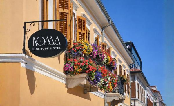 NOMA Boutique Hotel, Забронировать  Отели в центре Шкодера, в центре, Парковка