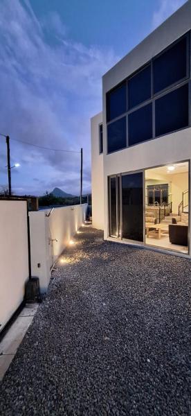 Suite Breeze Villa, Забронировать  Альбион Западное побережье Маврикия