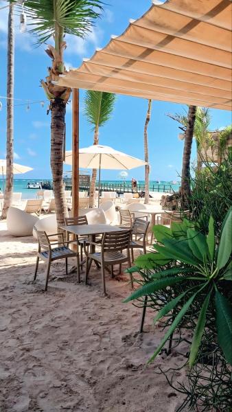 Beach & Garden Los Corales Club Apartments 1, Забронировать  Отели Пунта-Кана с парковкой, Парковка