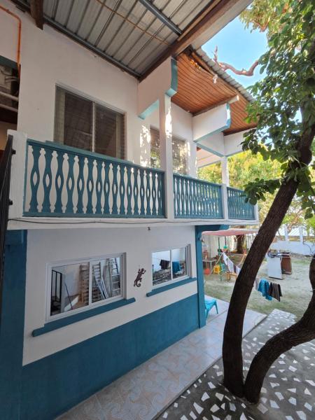 Home Getaway, Забронировать  Отели в центре Флореса, в центре