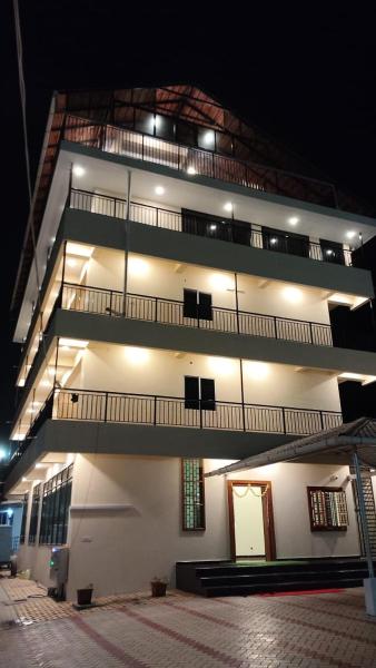 Sansav Garden Resort, 预订  Gurpur 卡纳塔克邦