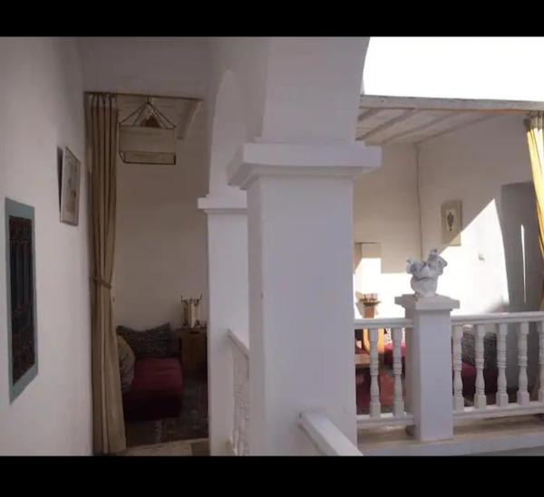 RIAD Adam, Забронировать  Сиди-Ифни Тизнит
