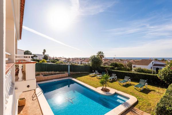 Villa Dolfins by Escape Home, Забронировать  Сон-Боу Менорка