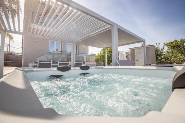 Richgood Luxury homes - Villa Zefira sole, Забронировать  Альтавилла-Милича Сицилия