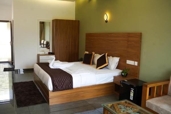 Skylofte Resorts Munnar, Забронировать  Отели штата Кералы с парковкой, Парковка