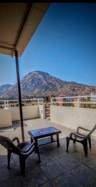 Nandi Holiday Homes, Забронировать  Нанди-Хилс штат Карнатака