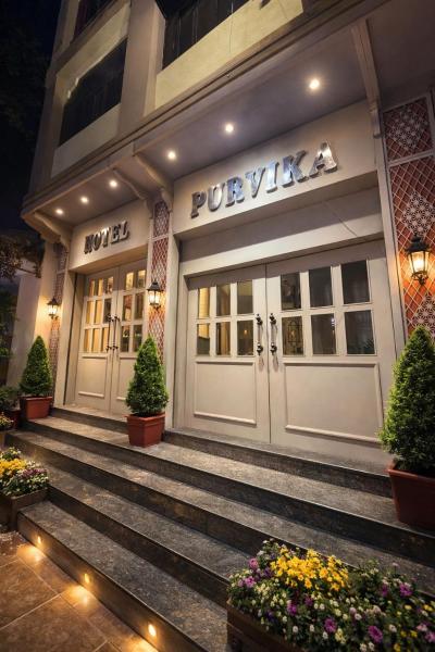 Purvika Hotel, Забронировать  Отели штата Уттар-Прадеша с парковкой, Парковка