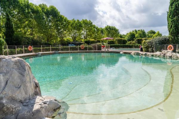 Hotiday Lodge Viareggio, Забронировать  Отели Виареджо с парковкой, Парковка