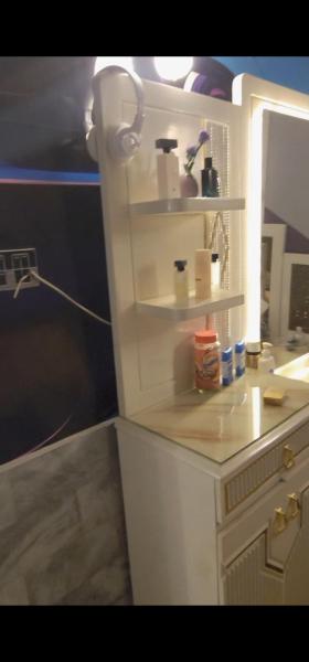 Owais comforts furnished place, Забронировать  Отели Карачи с парковкой, Парковка