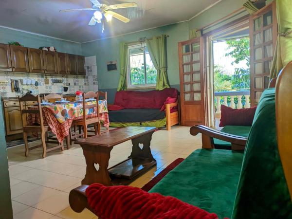 Villa Étage Z Irma, Забронировать  Отели Анцерананы с парковкой, Парковка