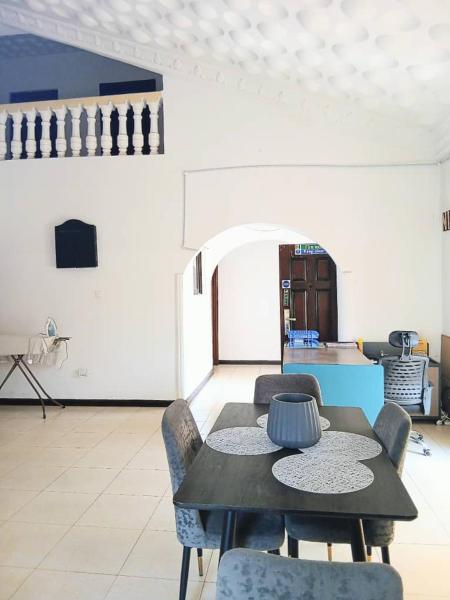 Nicole\s Lodge, Забронировать  Taifa Greater Accra