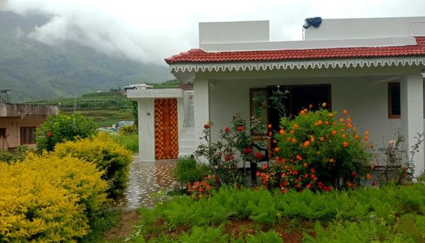 Kalpanahomestay, Забронировать  Отели Ваттавада с парковкой, Парковка