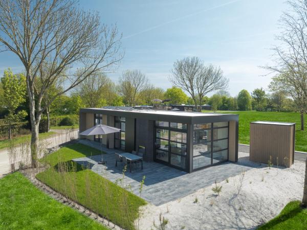 Villa Meerzicht | 4 Pers. Sauna, Забронировать  Воркум Frisian lakes