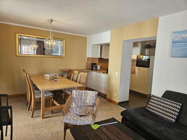 Villa Strandblick 01, Забронировать  Отели Бинц с парковкой, рядом с Музей Остзеебад-Бинца, Парковка
