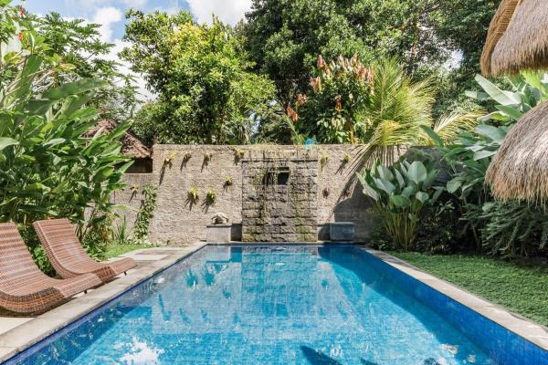 Organic Bamboo Villa near Ubud, Забронировать  Отели провинции Бали с парковкой, Парковка