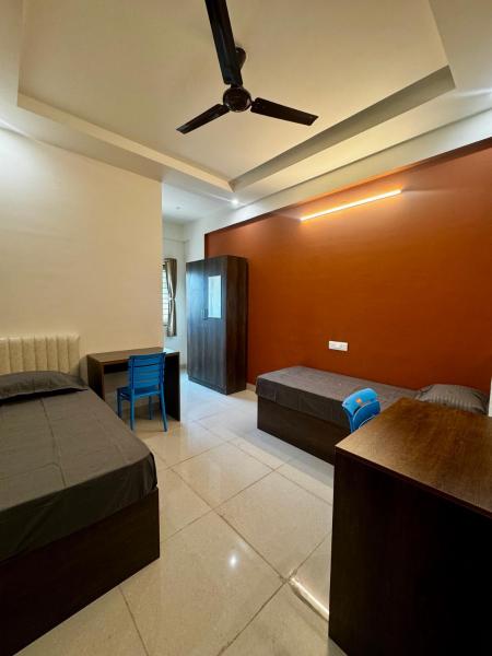 Mariyas Living, Забронировать  Отели штата Карнатаки с парковкой, Парковка
