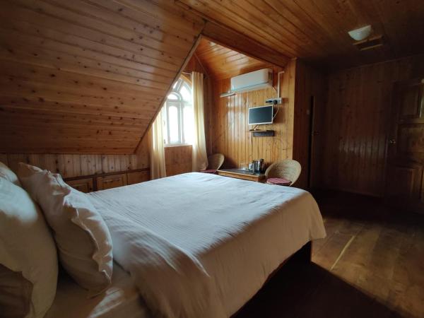 Grey Stone Hotel, Забронировать  Калимпонг Западная Бенгалия