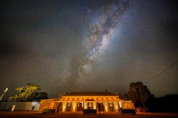 Prairie Hotel