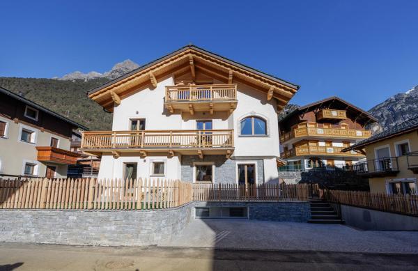 Chalet Boscopiano, Забронировать Шале Коттеджи Альта Вальтеллина, Коттедж