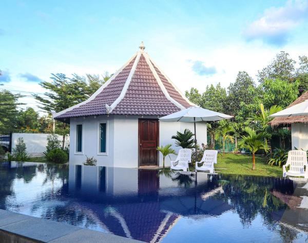 Vireak Private Pool Villa, Забронировать  Отели Сиемреап с парковкой, Парковка