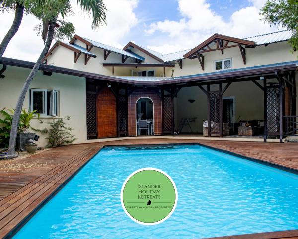 LÉcrin Tropical - Villa 4 Chambres avec Piscine Privée, Забронировать  Ривьер-Нуар Западное побережье Маврикия