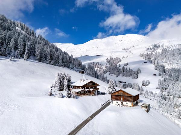 Berggasthof Geislerhof, Забронировать  Отели Тироля с парковкой, Парковка