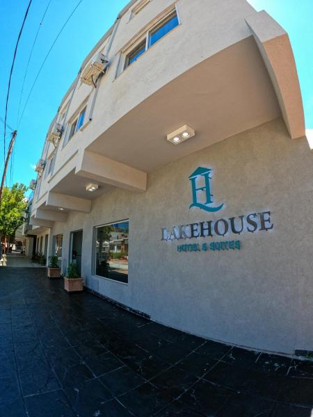LakeHouse Hotel & Suites, Забронировать  Вилья-Карлос-Пас Punilla Valley, рядом с Villa Carlos Paz Chair Lift