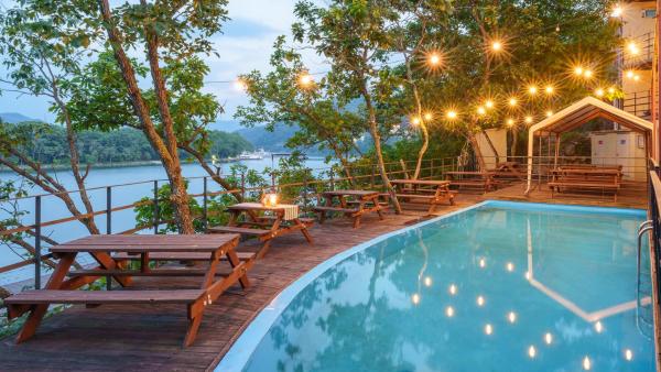 Gapyeong Nami Island Pool & Spa Pension, Забронировать  Капхён Кёнгидо, рядом с Остров Намисом