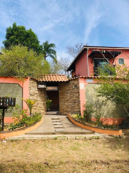 Casa Sonho Meu, Jardim, churrasqueira e Sossego a 5min do Mar, Забронировать  Отели штата Рио-де-Жанейро с парковкой, Парковка