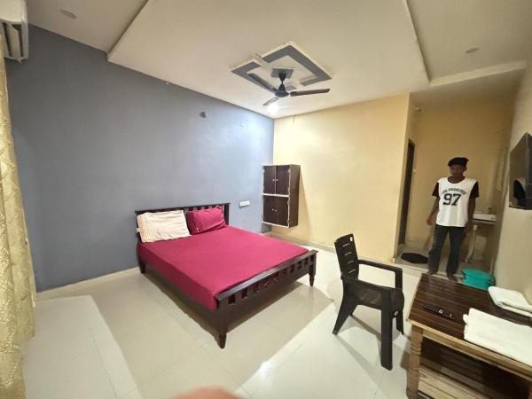 Hotel Hillsland, Забронировать  Hanamkonda Telangana