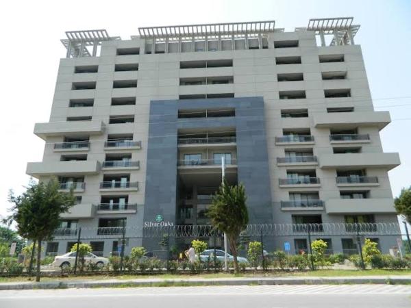 F 10 Markaz Family Apartments, Забронировать  Отели провинции Белуджистана с бассейном, Бассейн