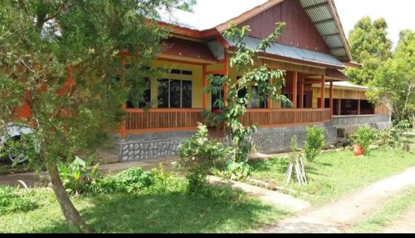 Ruteng YosPrima Garden, Забронировать  Отели провинции Восточной Нуса-Тенгара с парковкой, Парковка