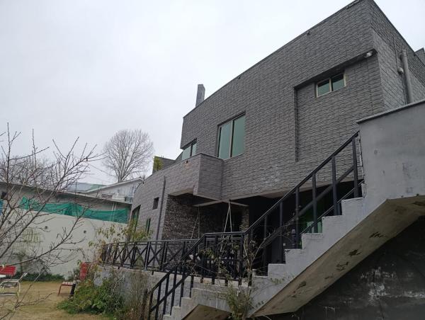 Sardar House Chalet-2, Забронировать Шале Виллы провинции Хайбер-Пахтунхва, Вилла