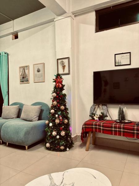 Abies Inn, Забронировать  Отели штата Махараштры с парковкой, Парковка