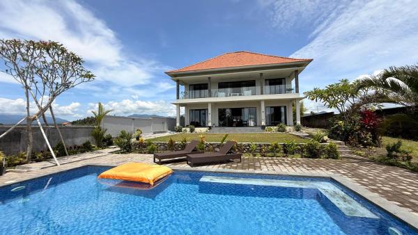 Ocean Daze Villa Yehsumbul, Забронировать  Джембрана провинция Бали