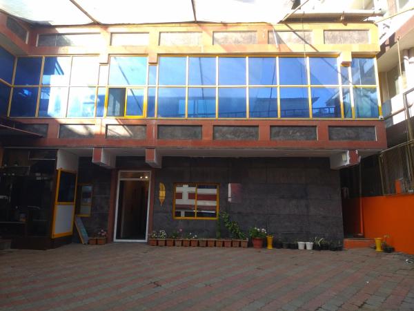 Pillars residency, Забронировать  Утакаманд штат Тамилнад