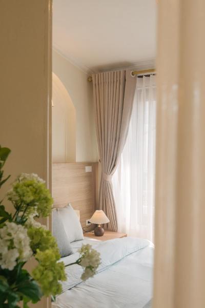 Willow Residence Hanoi, Забронировать  Отели Ханоя с парковкой, рядом с Парк им. Ленина, Парковка
